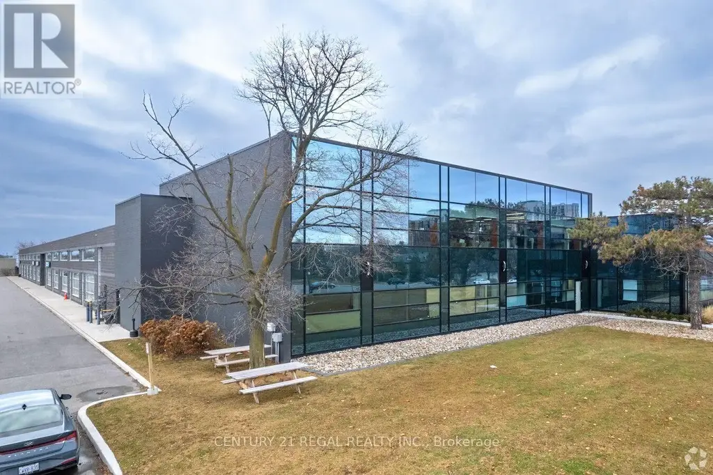 203 - 1550 Birchmount Road, Toronto (Wexford-Maryvale)